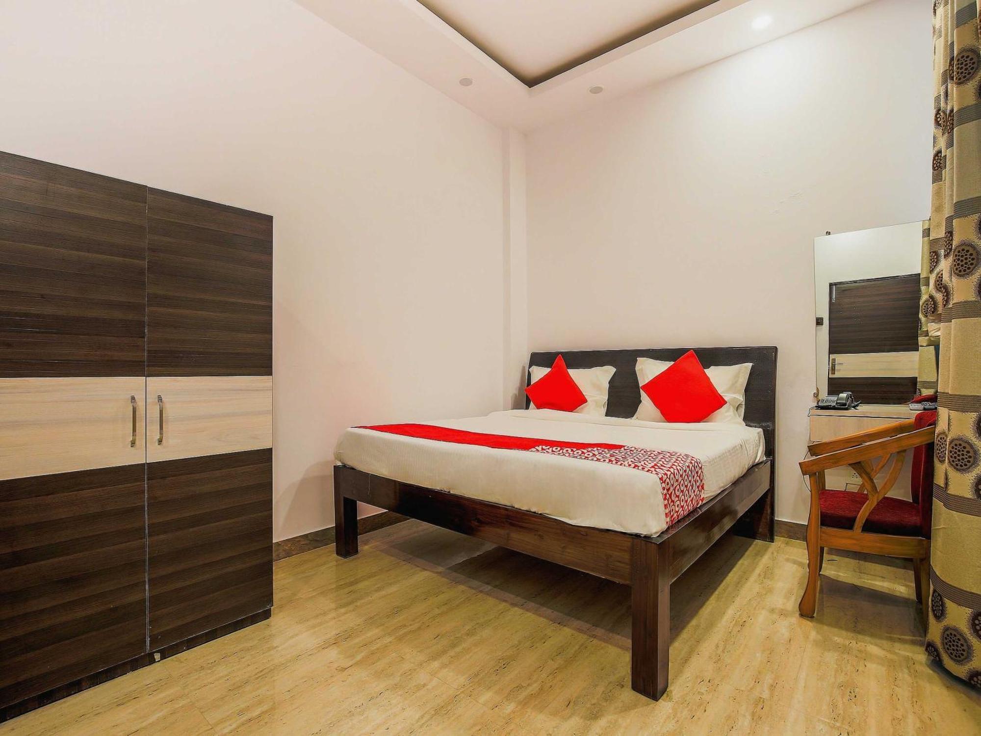 Hotel O Vaibhav Laxmi Paradise Chinhat Exterior photo