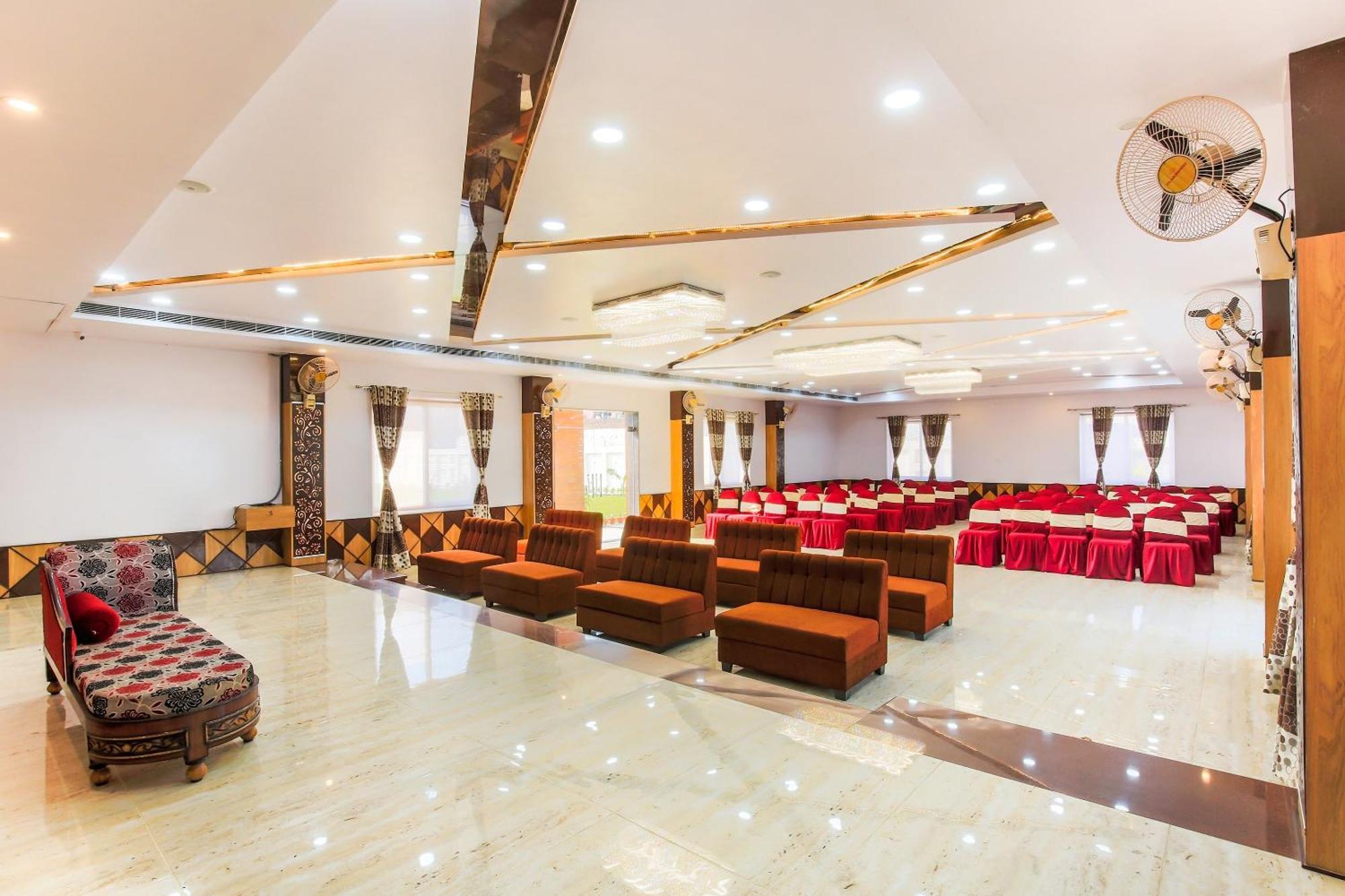 Hotel O Vaibhav Laxmi Paradise Chinhat Exterior photo
